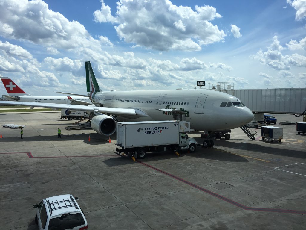 alitalia_business_class_a330_ord_fco-6