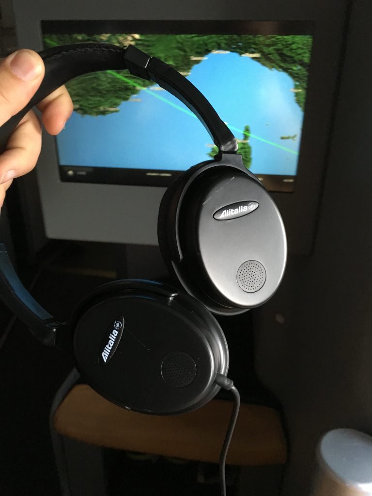 alitalia_business_class_a330_ord_fco-81