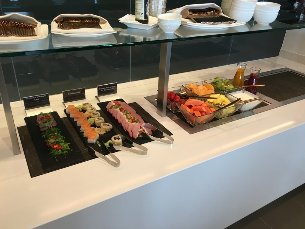 lufthansa_first_class_lounge_muc_satellit-14