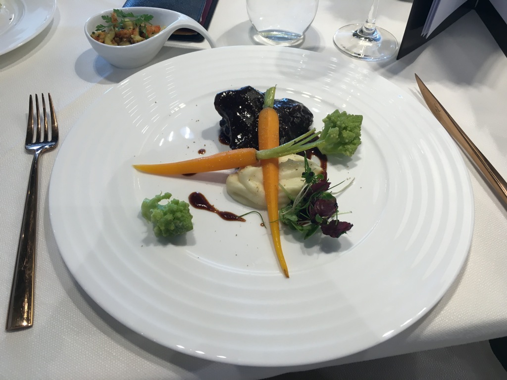 lufthansa_first_class_lounge_muc_satellit-21