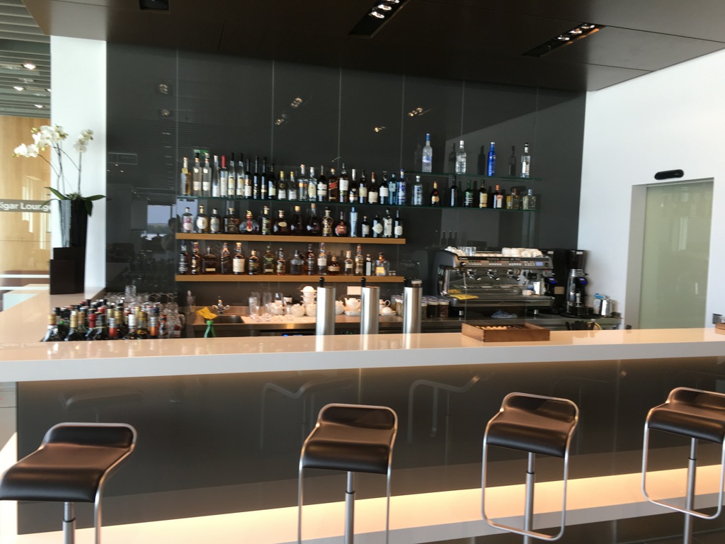 lufthansa_first_class_lounge_muc_satellit-40