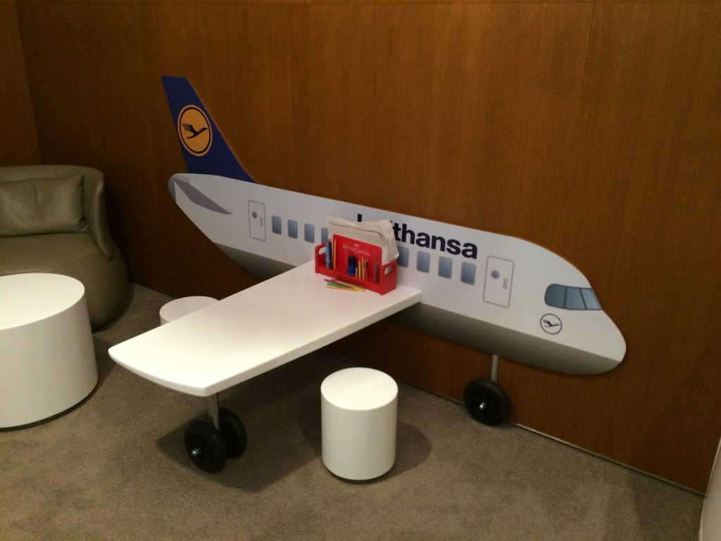 lufthansa_first_class_terminal_frankfurt-24