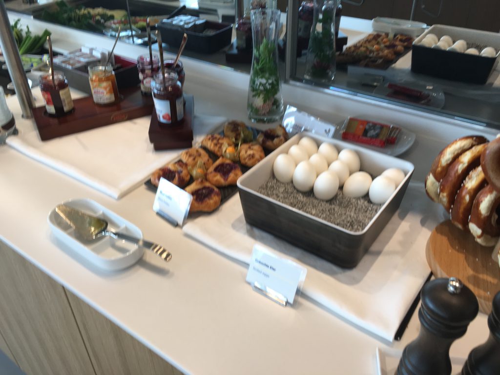 Lufthansa_Senator_Lounge_MUC_Satellit_Schengen-8