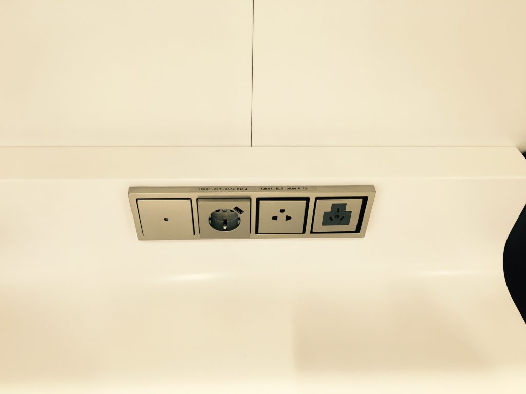 MUC-Lufthansa_Business_Lounge_Satellit_non_schengen-9