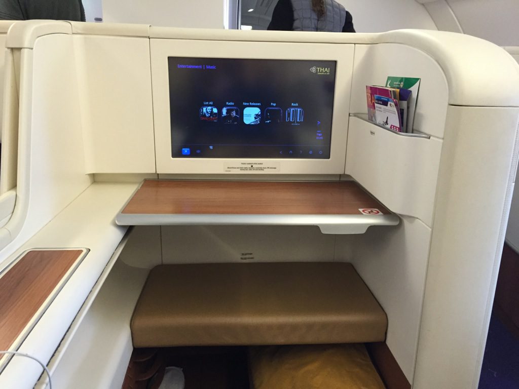 thai_first_class_a380_cdg_bkk-13