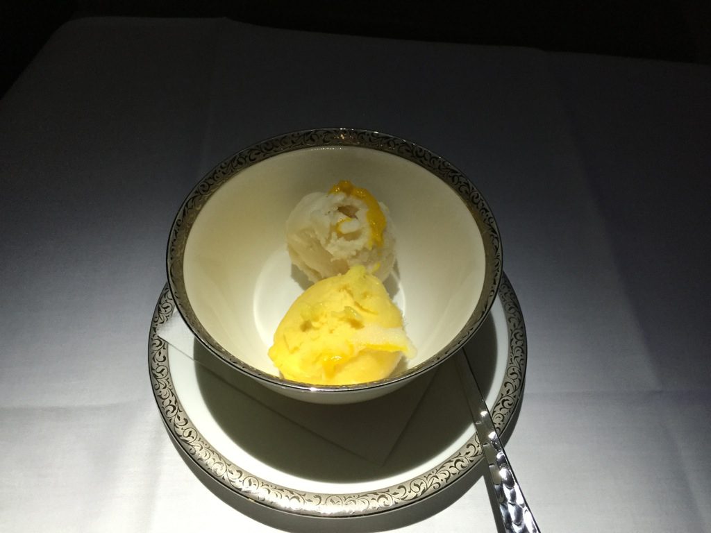 thai_first_class_a380_cdg_bkk-64