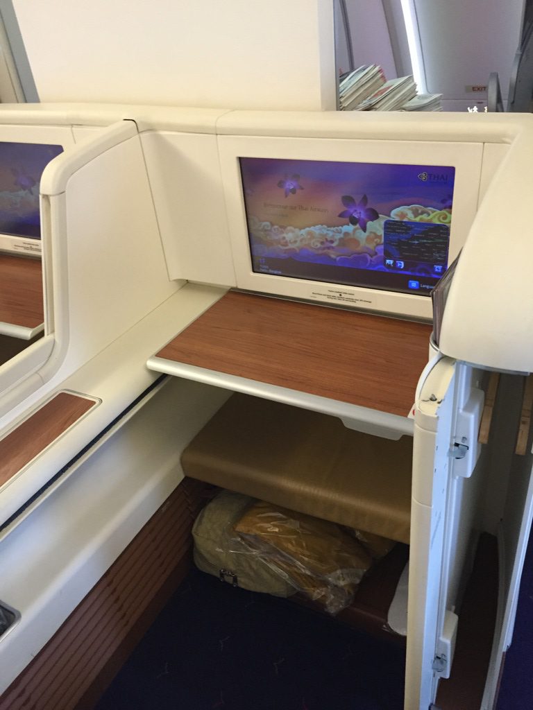 thai_first_class_a380_cdg_bkk-9