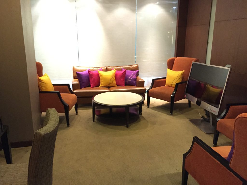thai_royal_first_lounge_bangkok-8