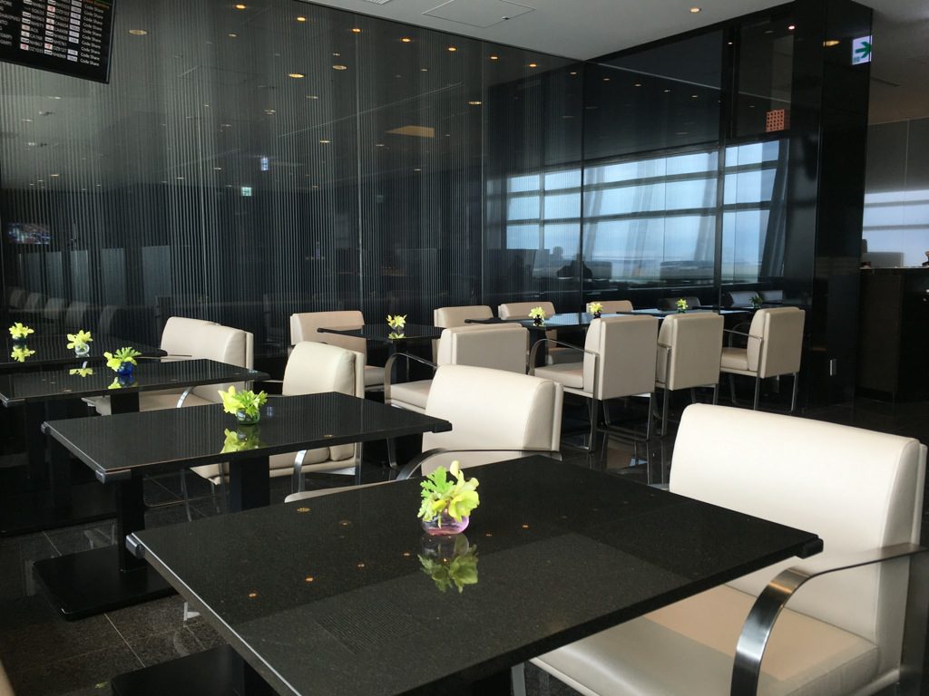 ana_suite_lounge_haneda_hnd-16