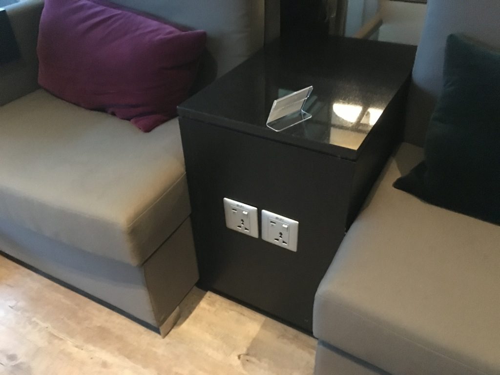 dnata_lounge_singapore-24