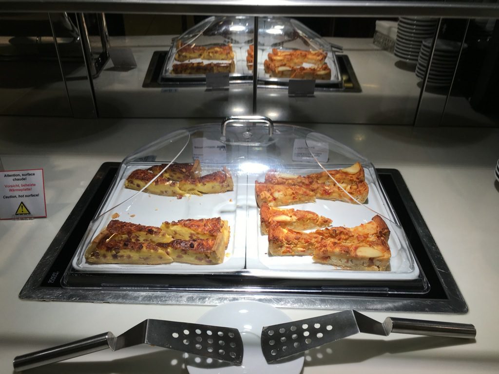 lufthansa-senator-lounge-paris-cdg-20