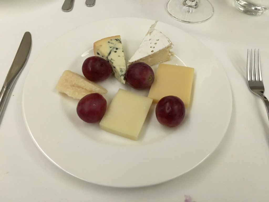 lufthansa_first_class_boeing748-59