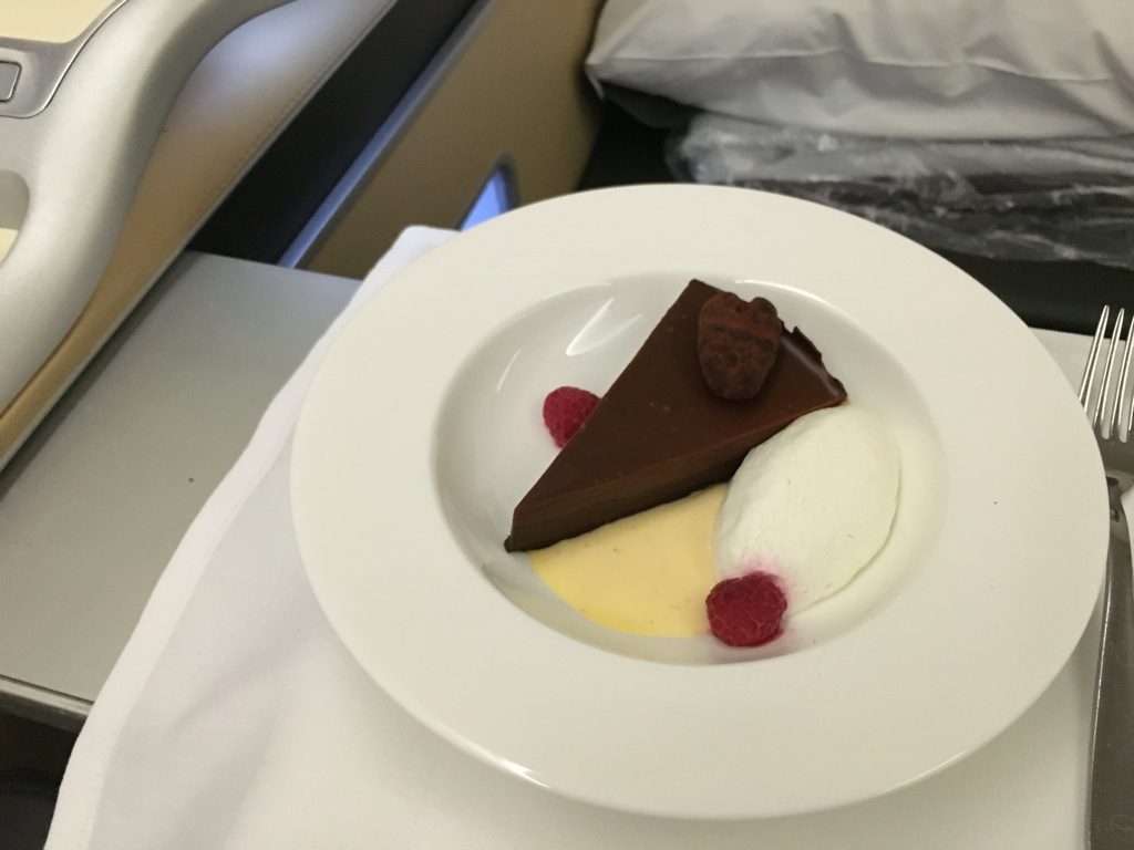 lufthansa_first_class_boeing748-60