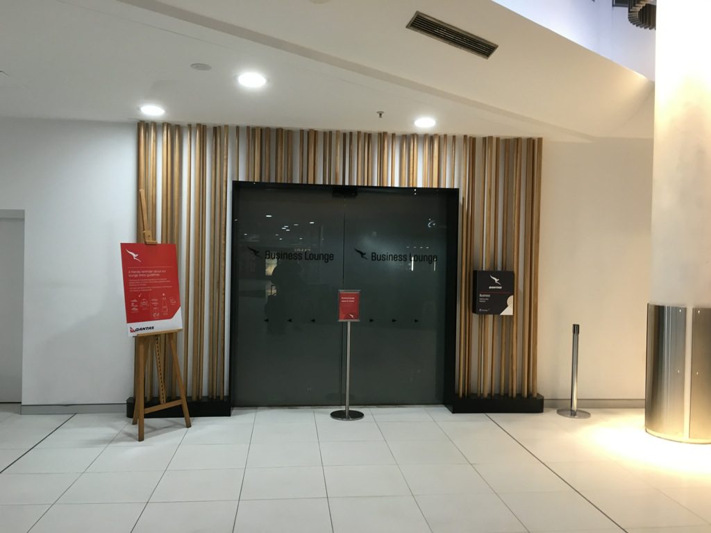 qantas-business-lounge-domestic-perth-1