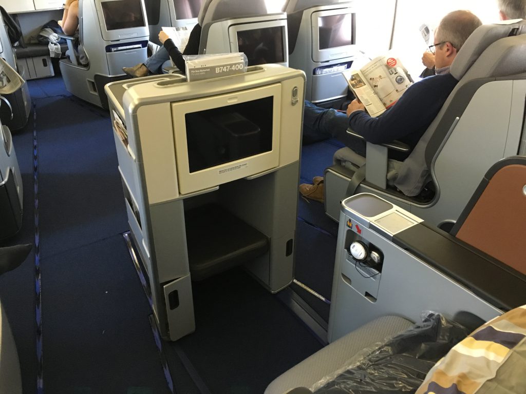 lufthansa-business-class-744-4d