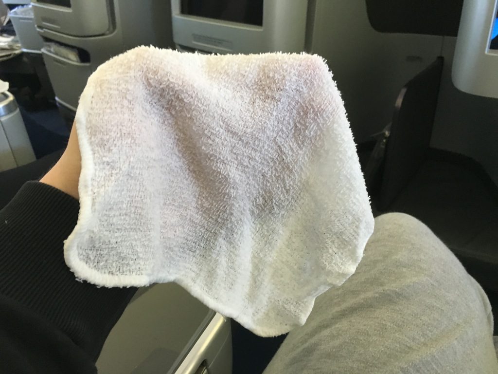 lufthansa-business-class-boeing-744-sea-12