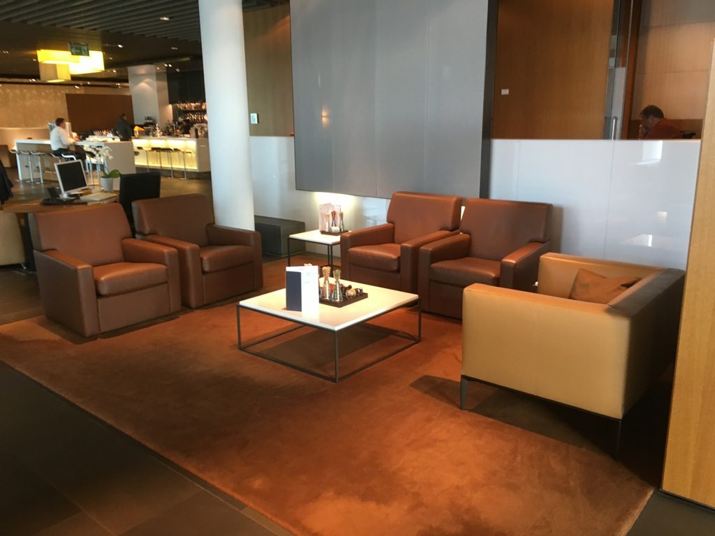 lufthansa-business-class-boeing-744-sea-2