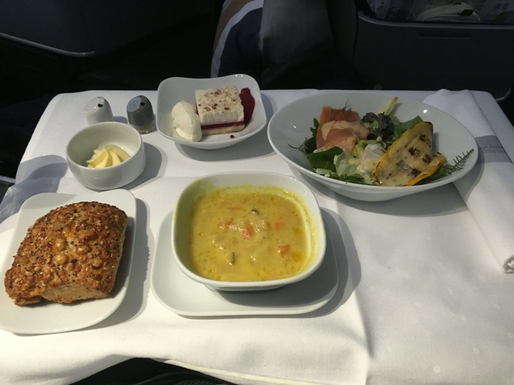 lufthansa-business-class-boeing-744-sea-38