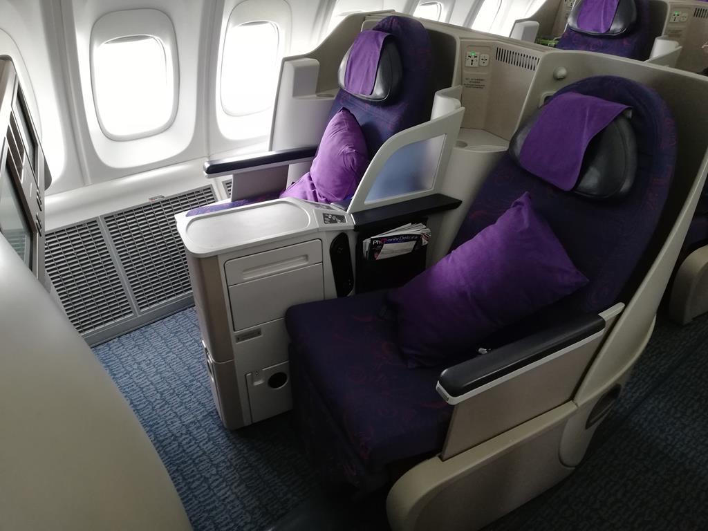 Air China Business Class Boeing 747