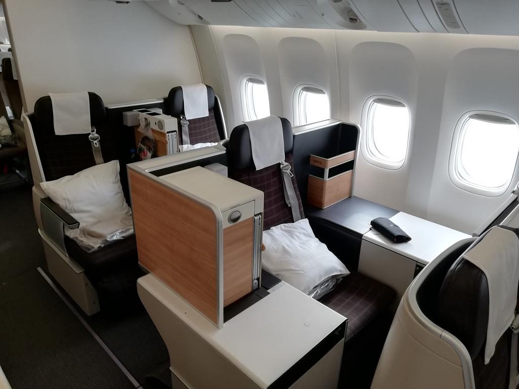 Swiss Business Class 777