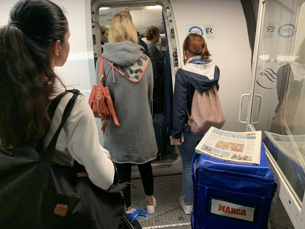 Kostenlose Zeitungen an Board Air Europa