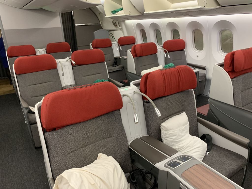 Business Class Sitze im LATAM Dreamliner