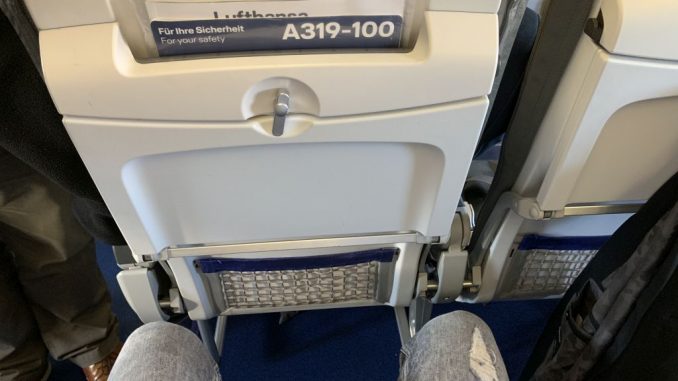 Beinfreiheit Lufthansa Airbus A319.