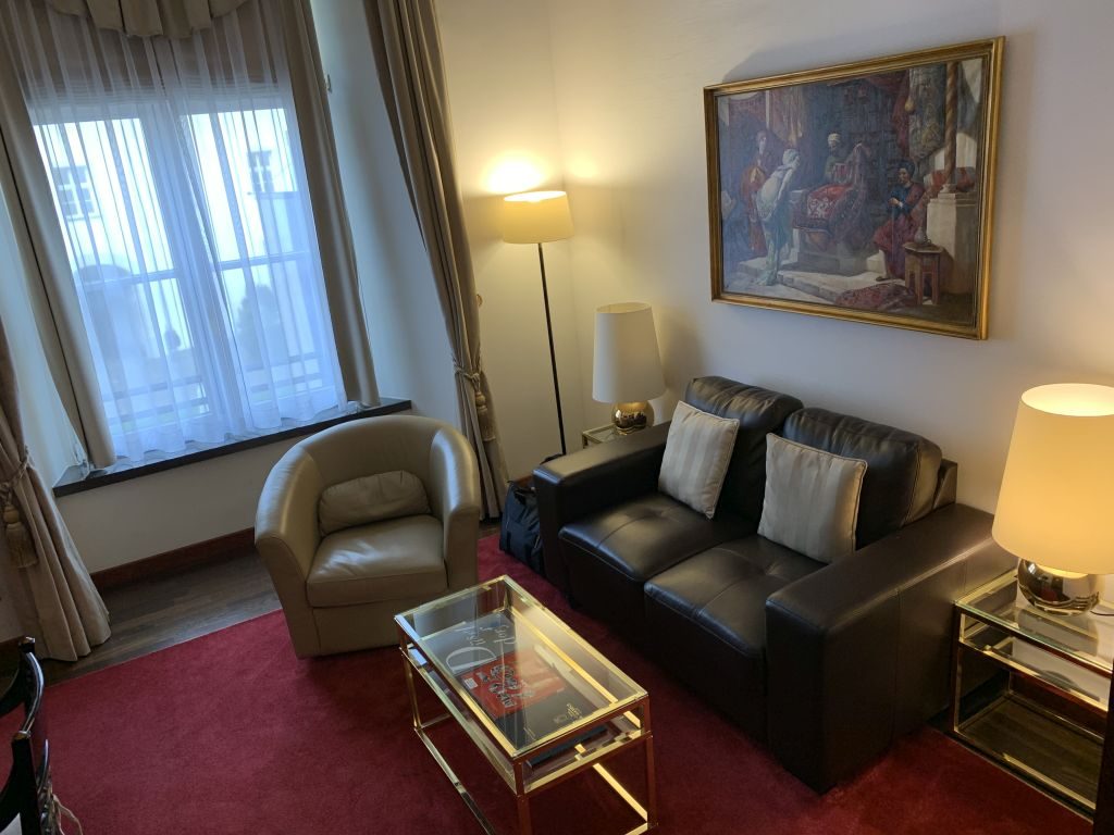 Derag Living Hotel de Medici Düsseldorf  Wohnbereich