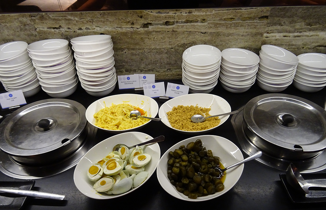 TPE VIP Lounge, Seite A - Essen