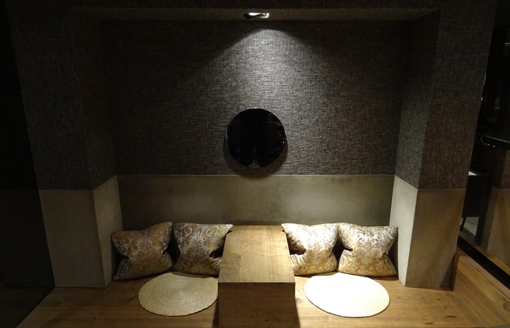 TPE VIP Lounge, Seite A - Sitzgelegenheit