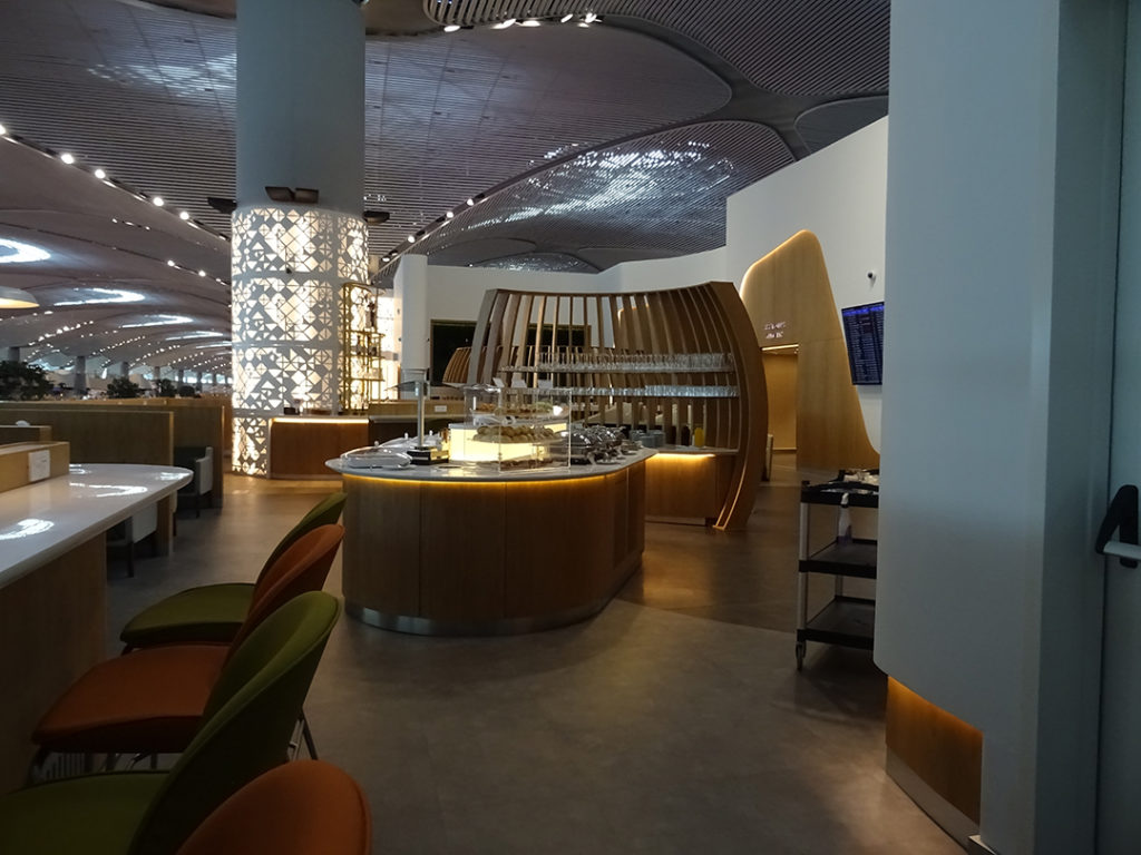 SkyTeam Lounge IST
