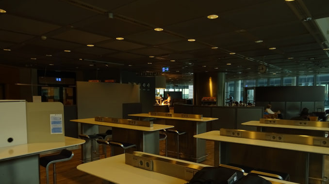 Lufthansa Lounge B23
