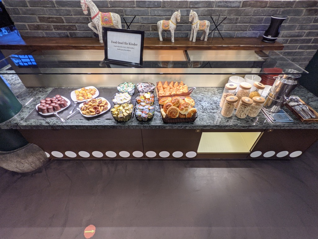 Hotel Ling Bao - Restaurant Bamboo - Frühstück