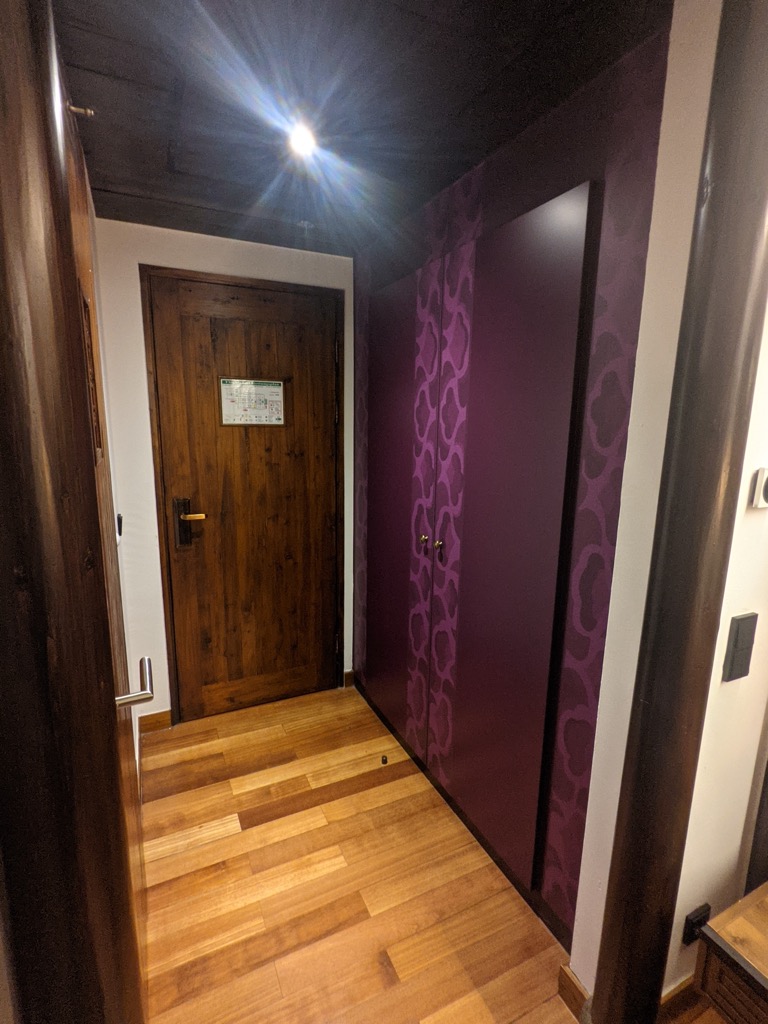 Hotel Ling Bao - Zimmer