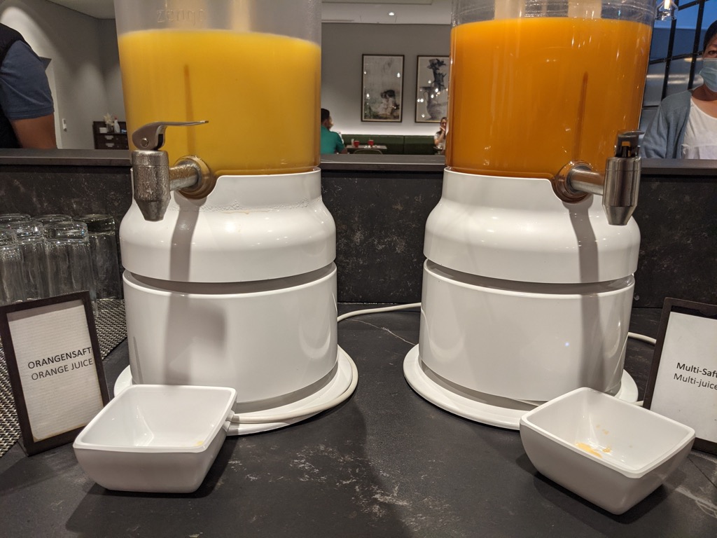 Hilton Düsseldorf - Frühstück