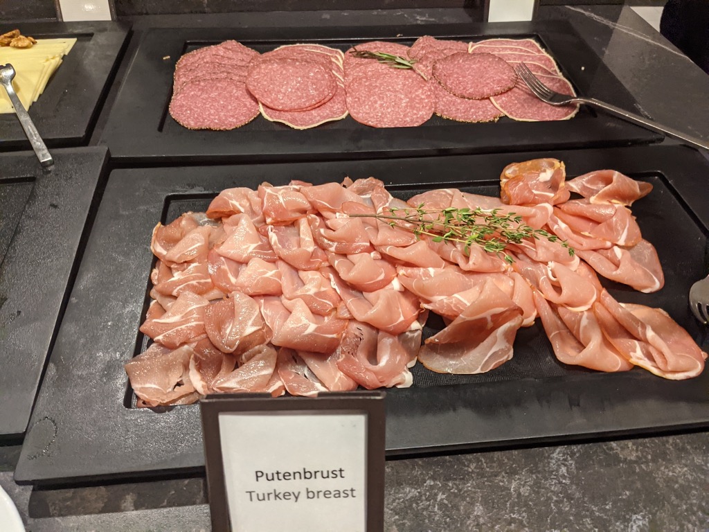 Hilton Düsseldorf - Frühstück